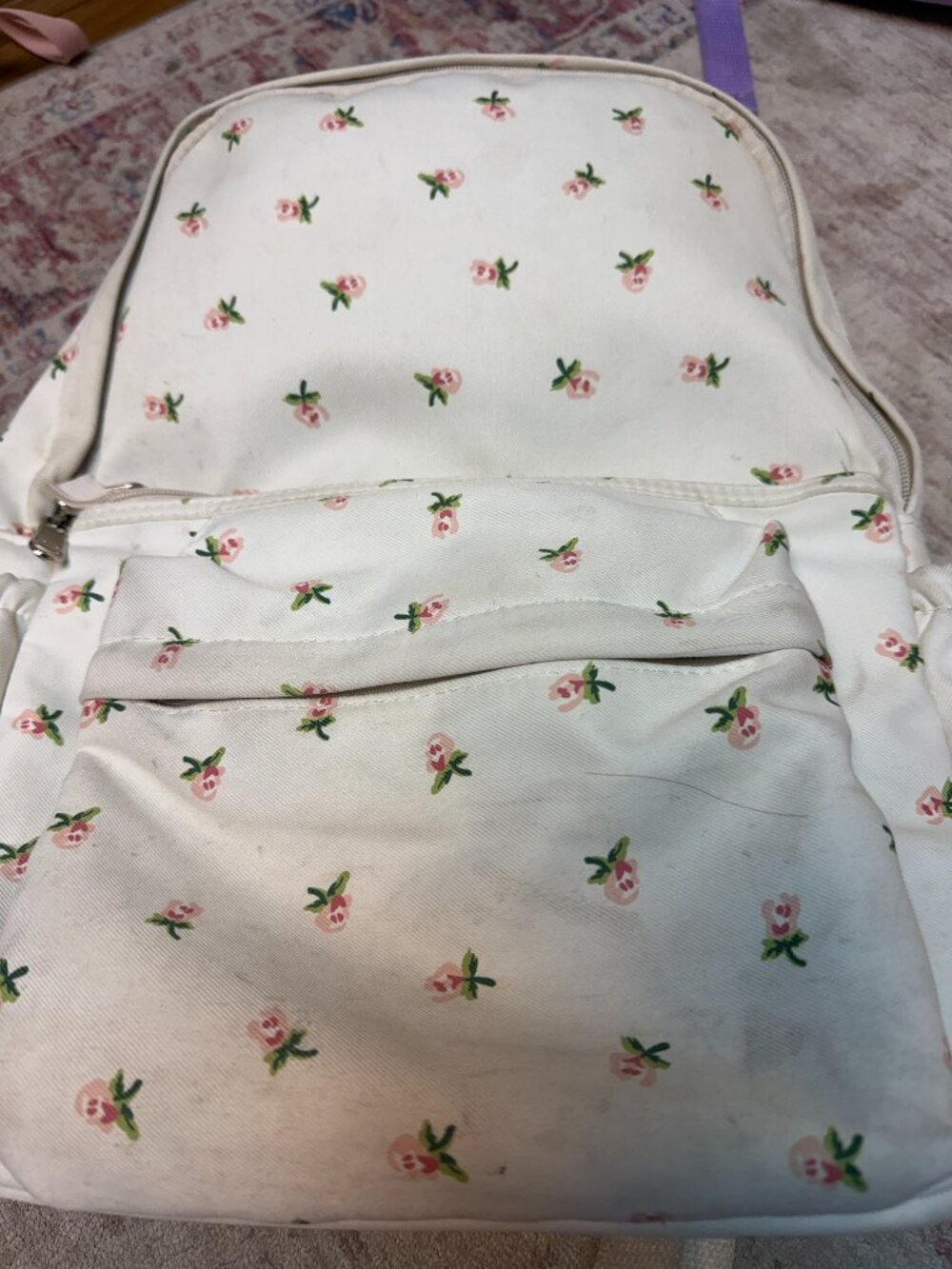 Kids Girls Kaobio-White Floral Backpack In Very Good Shape!!